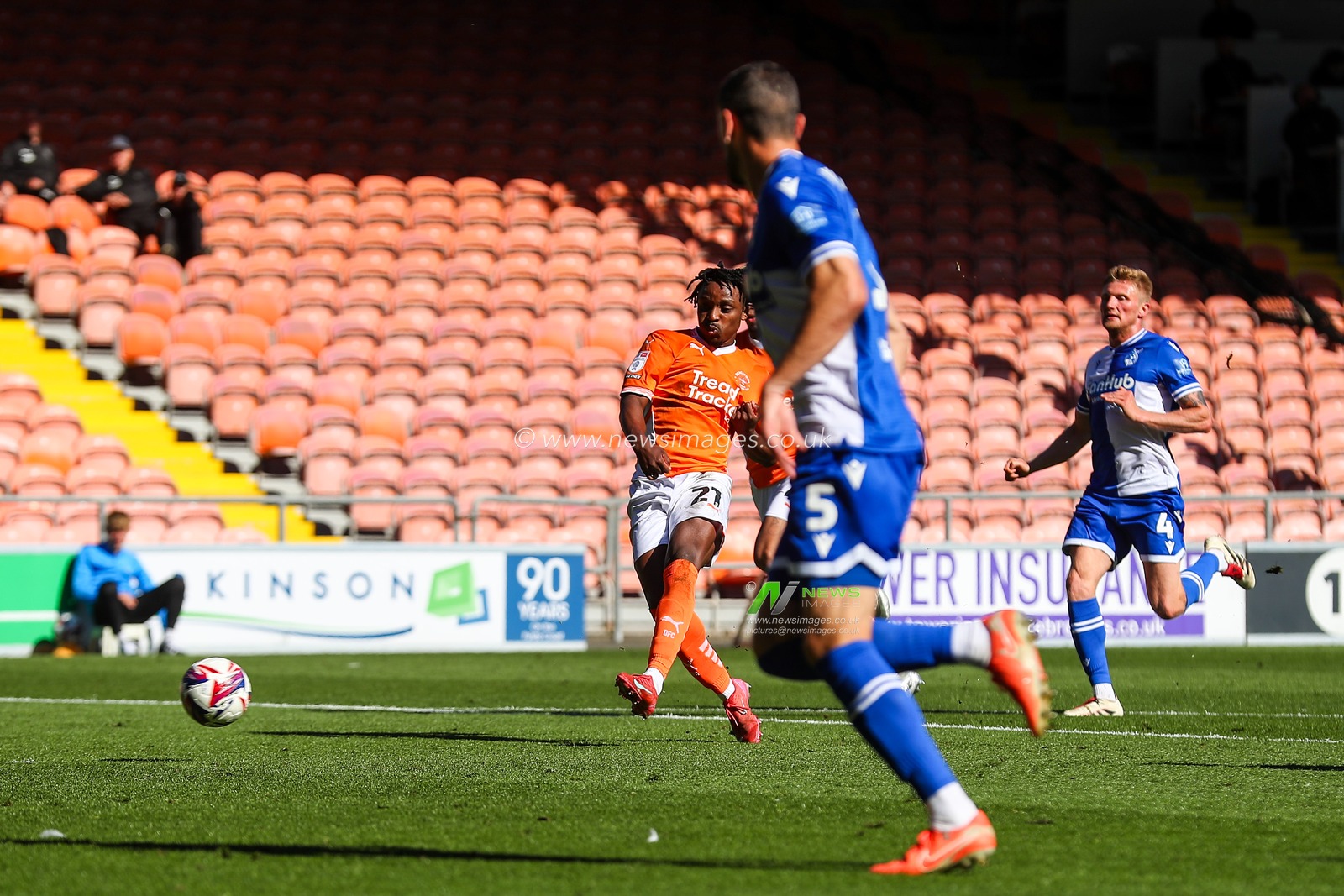 Niall Ennis of Blackpool scores a goal to make it 3-1 during the Sky Bet League 1 match Blackpool vs Bristol Rovers at Bloomfield Road, Blackpool, United Kingdom, 3rd May 2025

(Photo by Gareth Evans/News Images)