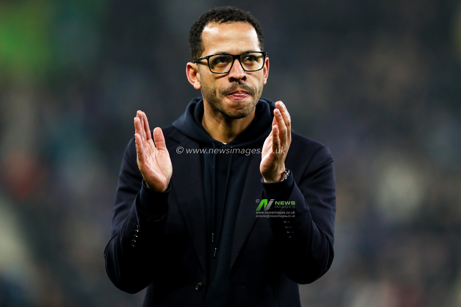 Liam Rosenior manager of Chelsea claps fans dejected after 3-0 defeat after the Premier League match Everton vs Chelsea at Hill Dickinson Stadium, Liverpool, United Kingdom on 21 March 2026

(Photo by Jorge Horsted/News Images)