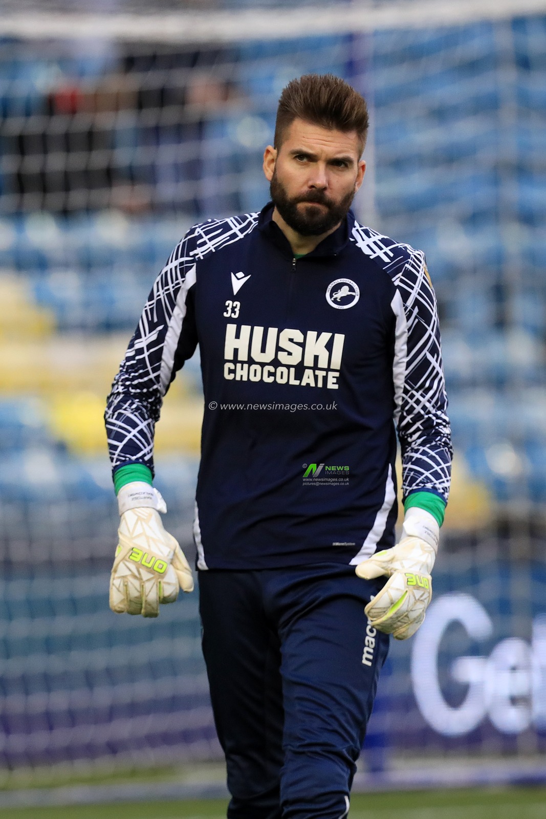 Bartosz Bia?kowski #33 of Millwall warming up.