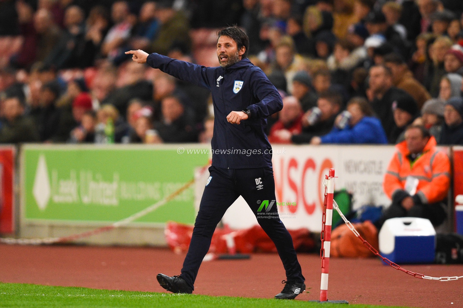 1st October 2019, Bet365 Stadium, Stoke-on-Trent, England; Sky Bet Championship, Stoke City v Huddersfield Town : Danny Cowley manager of Huddersfield Town shouts from the side lines

Credit: Richard Long/News Images