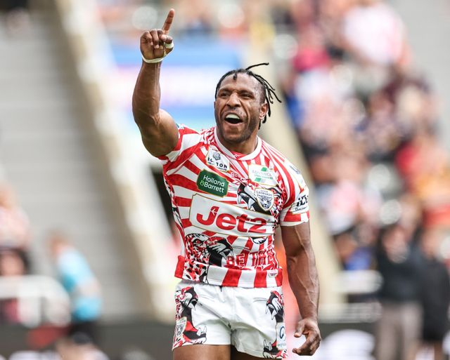 Betfred Magic Weekend 2025 Leigh Leopards v Catalans Dragons