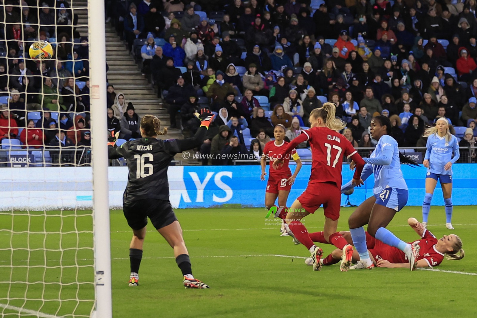 Khadija Shaw of Manchester City scores to make it 1-1 during the The FA Women's Super League match Manchester City Women vs Liverpool Women at Joie Stadium, Manchester, United Kingdom, 21st January 2024

(Photo by Conor Molloy/News Images)