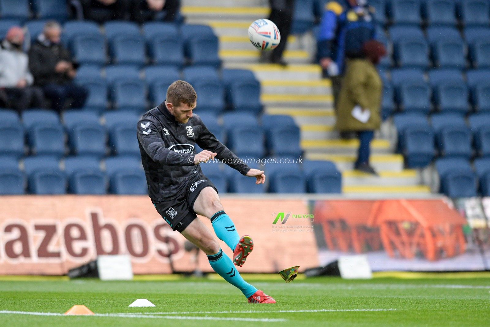 Marc Sneyd (7) of Hull FC during the warm up