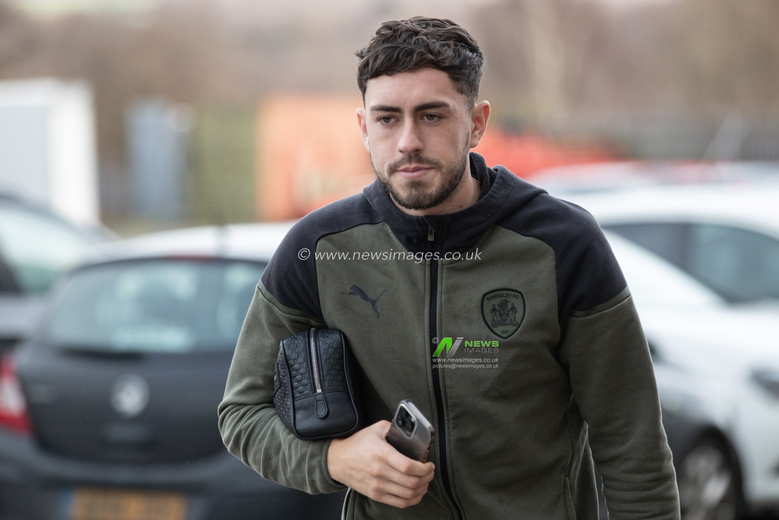 Corey O'Keeffe #22 of Barnsley arrives during the Sky Bet League 1 match Barnsley vs Stevenage at Oakwell, Barnsley, United Kingdom, 23rd December 2023

(Photo by Alfie Cosgrove/News Images)