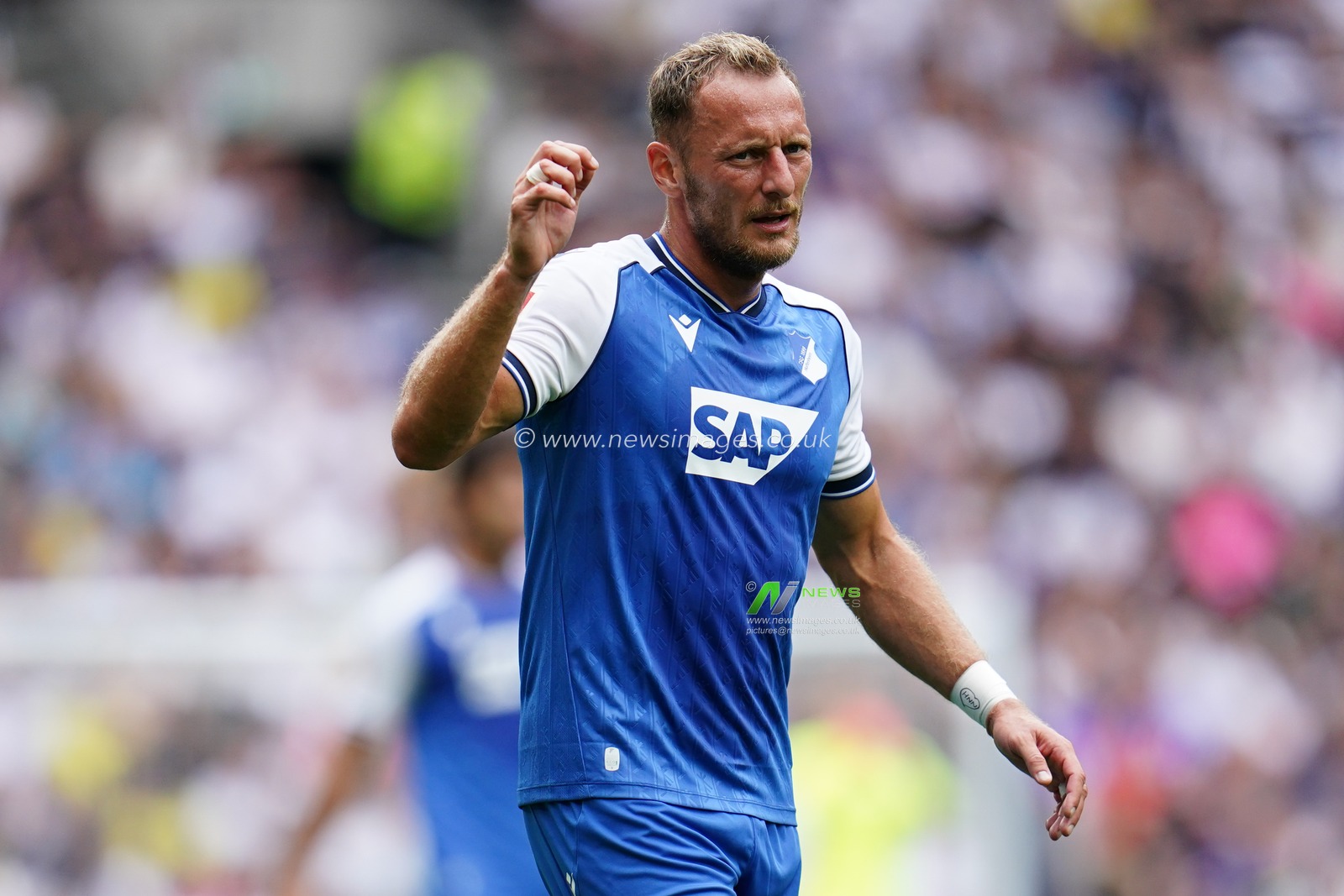 Vladimir Coufal of Hoffenheim during the pre-season friendly match Tottenham Hotspur vs Hoffenheim at Tottenham Hotspur Stadium, London, United Kingdom on 15 August 2026

(Photo by Harvey Murphy/News Images)