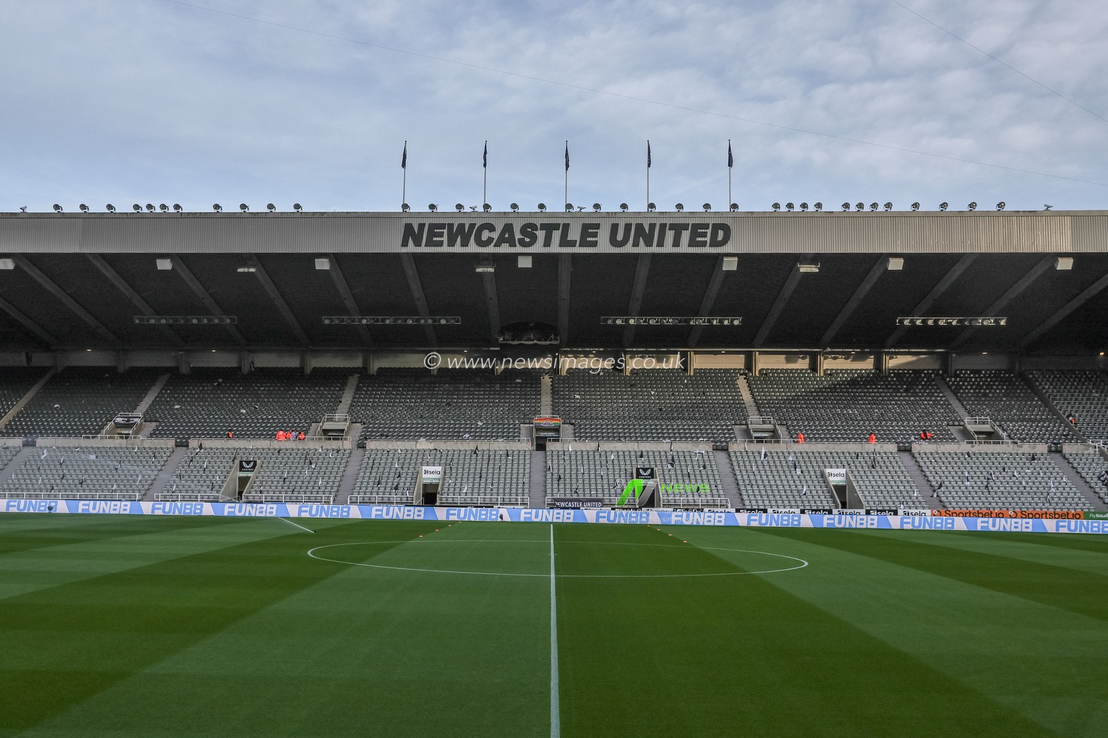 A general view of St Jamesâ€™ Park during the Premier League match Newcastle United vs Manchester City at St. James's Park, Newcastle, United Kingdom, 13th January 2024

(Photo by Mark Cosgrove/News Images)