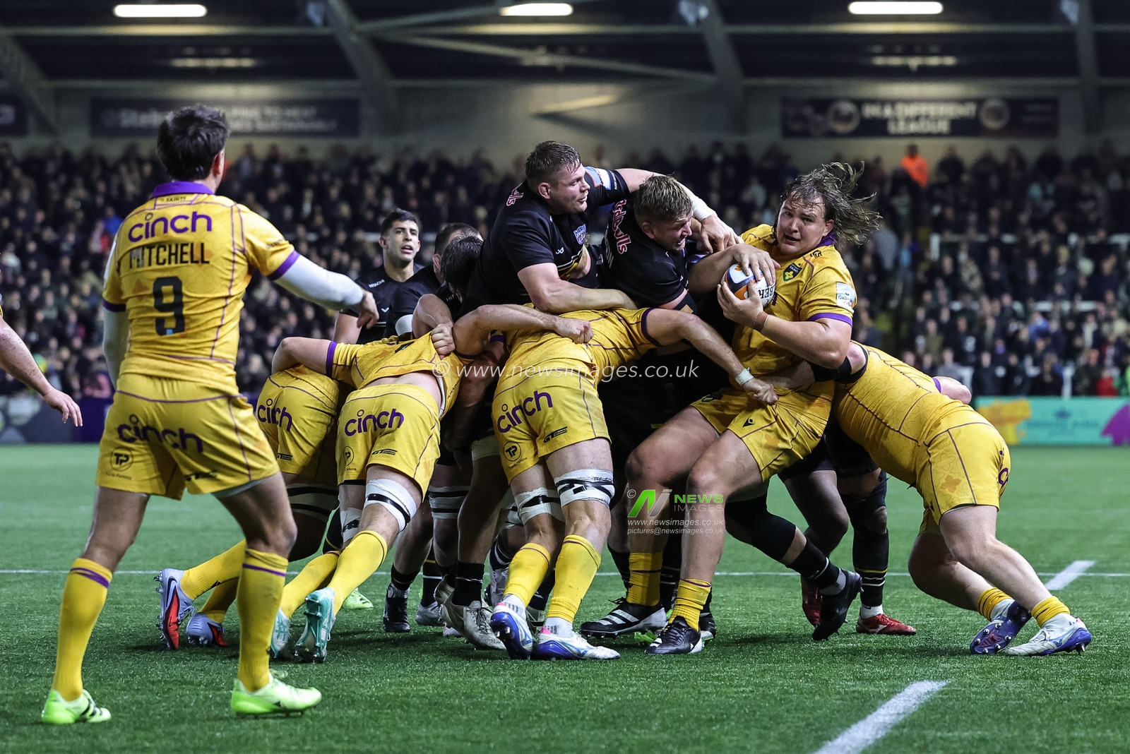 JJ van der Mescht of Northampton Saints jumps across the lineout and snatches the ball, hes yellow carded and sent to the sin bin during the Gallagher Premiership match Newcastle Red Bulls vs Northampton Saints at Kingston Park, Newcastle, United Kingdom, 17th October 2025

(Photo by Mark Cosgrove/News Images)