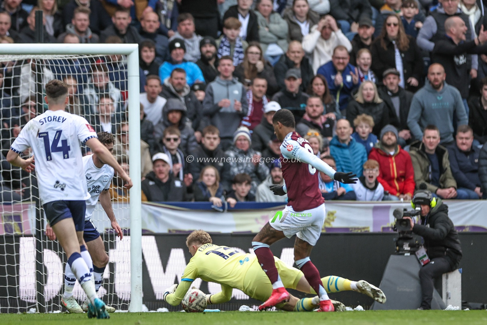 David Cornell of Preston North End saves sa shot from Marcus Rashford of Aston Villa during the Emirates FA Cup Quarter-finals match Preston North End vs Aston Villa at Deepdale, Preston, United Kingdom, 30th March 2025

(Photo by Mark Cosgrove/News Images)