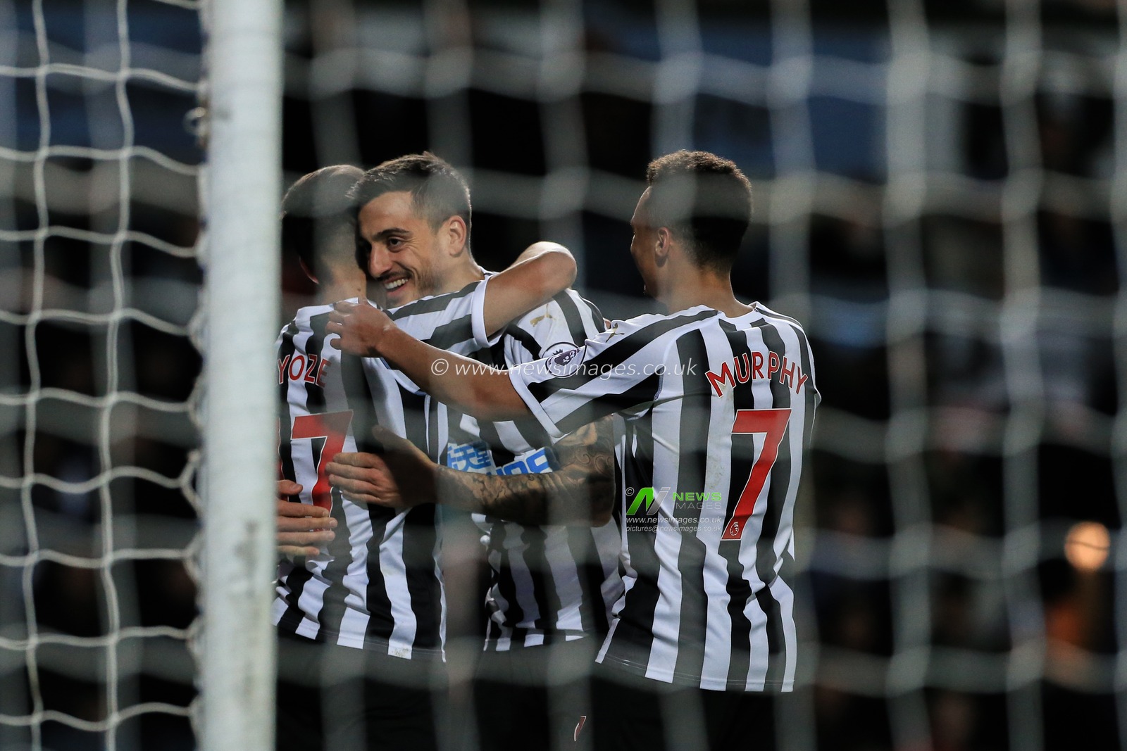 15th January 2019, Ewood Park, Blackburn, England; Emirates FA Cup, 3rd Round replay, Blackburn Rovers vs Newcastle United ; Jacob Murphy (7) of Newcastle United scores to make it 2-4


Credit: Mark Cosgrove/News Images

English Football League images are subject to DataCo Licence