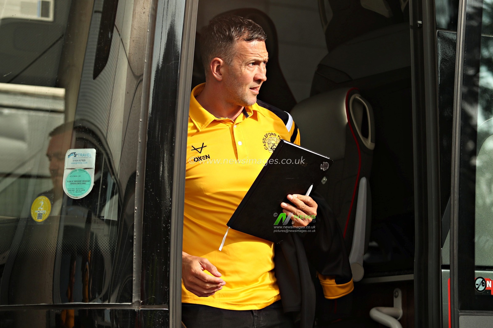 Danny McGuire, Head Coach of Castleford Tigers arrives before the Betfred Super League Round 14 Hull FC vs Castleford Tigers at MKM Stadium, Hull, United Kingdom, 13th June 2025(Photo by Sam Eaden/News Images)