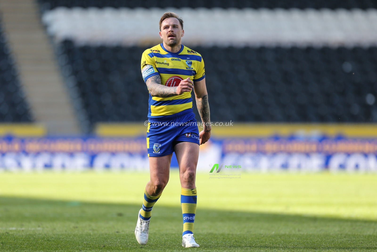 Blake Austin (6) of Warrington Wolves during the game