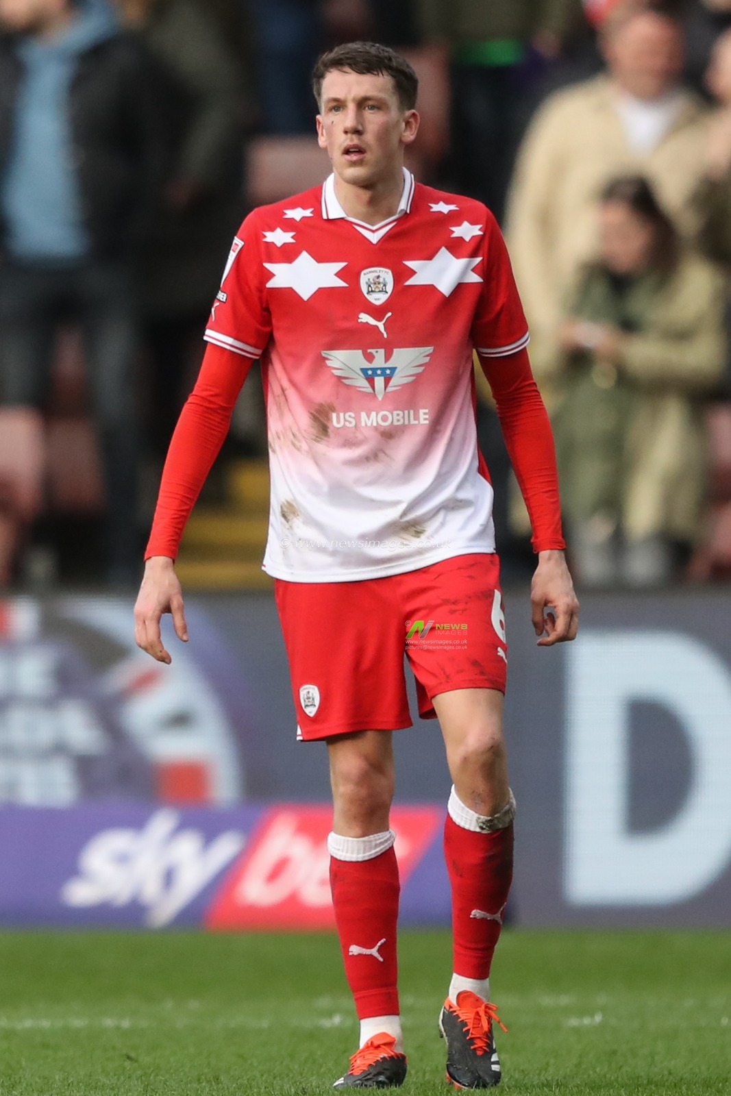 MaÃ«l de Gevigney of Barnsley during the Sky Bet League 1 match Barnsley vs Derby County at Oakwell, Barnsley, United Kingdom, 24th February 2024

(Photo by Alfie Cosgrove/News Images)