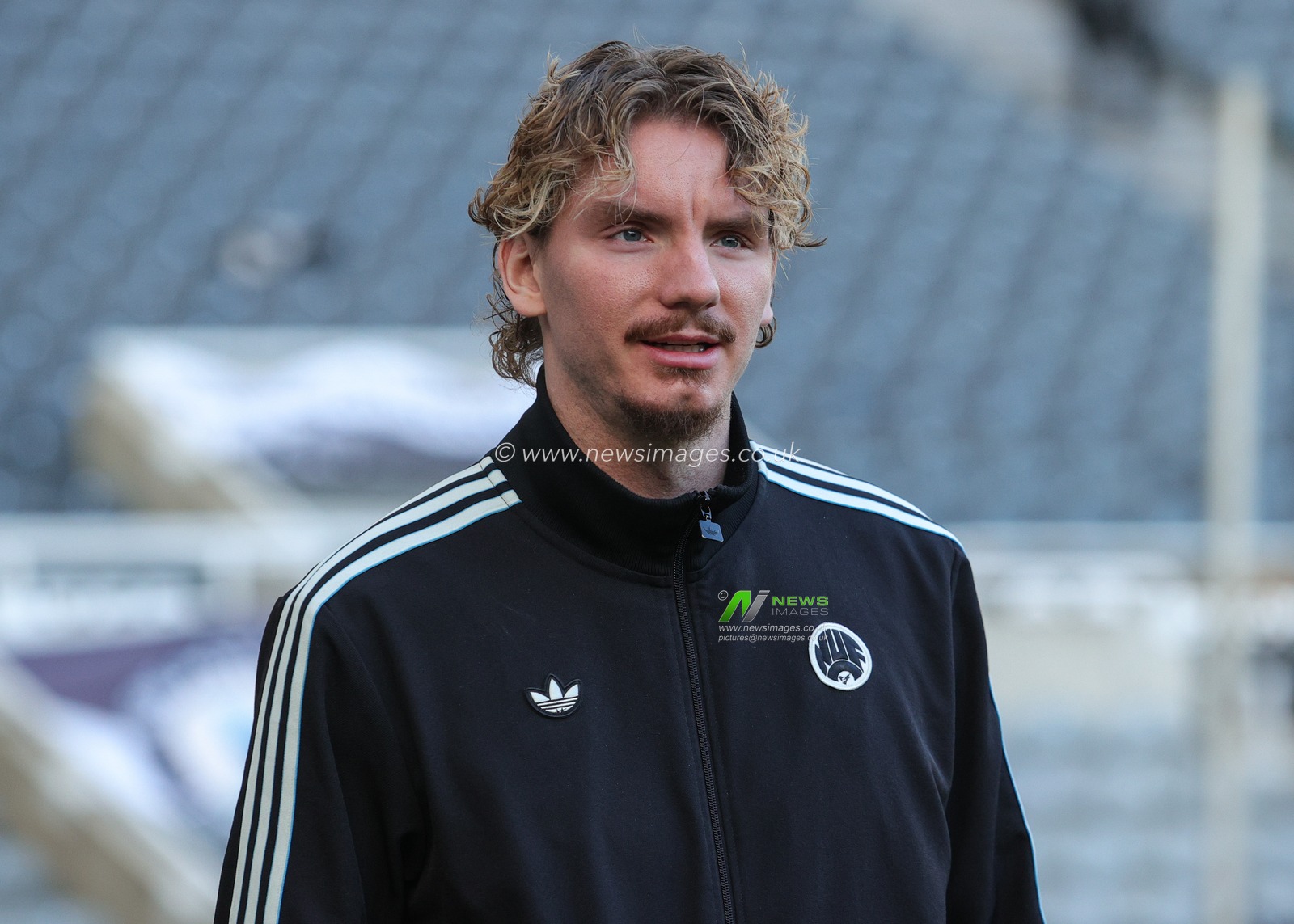 Nick Woltemade of Newcastle United arrives ahead of the Emirates FA Cup Third Round match Newcastle United vs Bournemouth at St. James's Park, Newcastle, United Kingdom, 10th January 2026

(Photo by Richard Bierton/News Images)