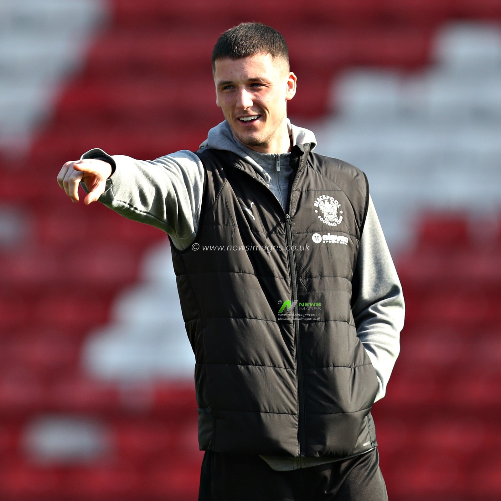 Oliver Casey of Blackpool F.C. before the Sky Bet League 1 match Barnsley vs Blackpool at Oakwell, Barnsley, United Kingdom, 8th March 2025

(Photo by Sam Eaden/News Images)