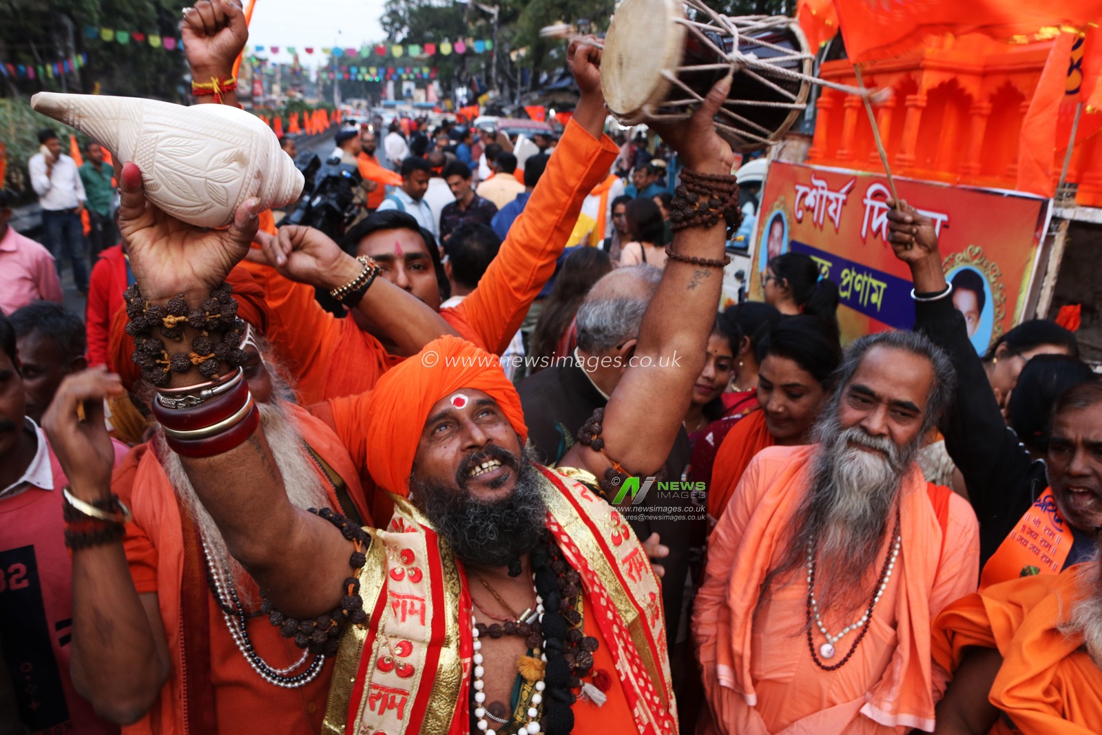 Hindu monks protest  rally to stop the atrocities against Bangladesh's Hindu minority community, in Kolkata on December 6, 2024.Pictures by  Debajyoti Chakraborty.(Photo: Debajyoti Chakraborty/News Images)