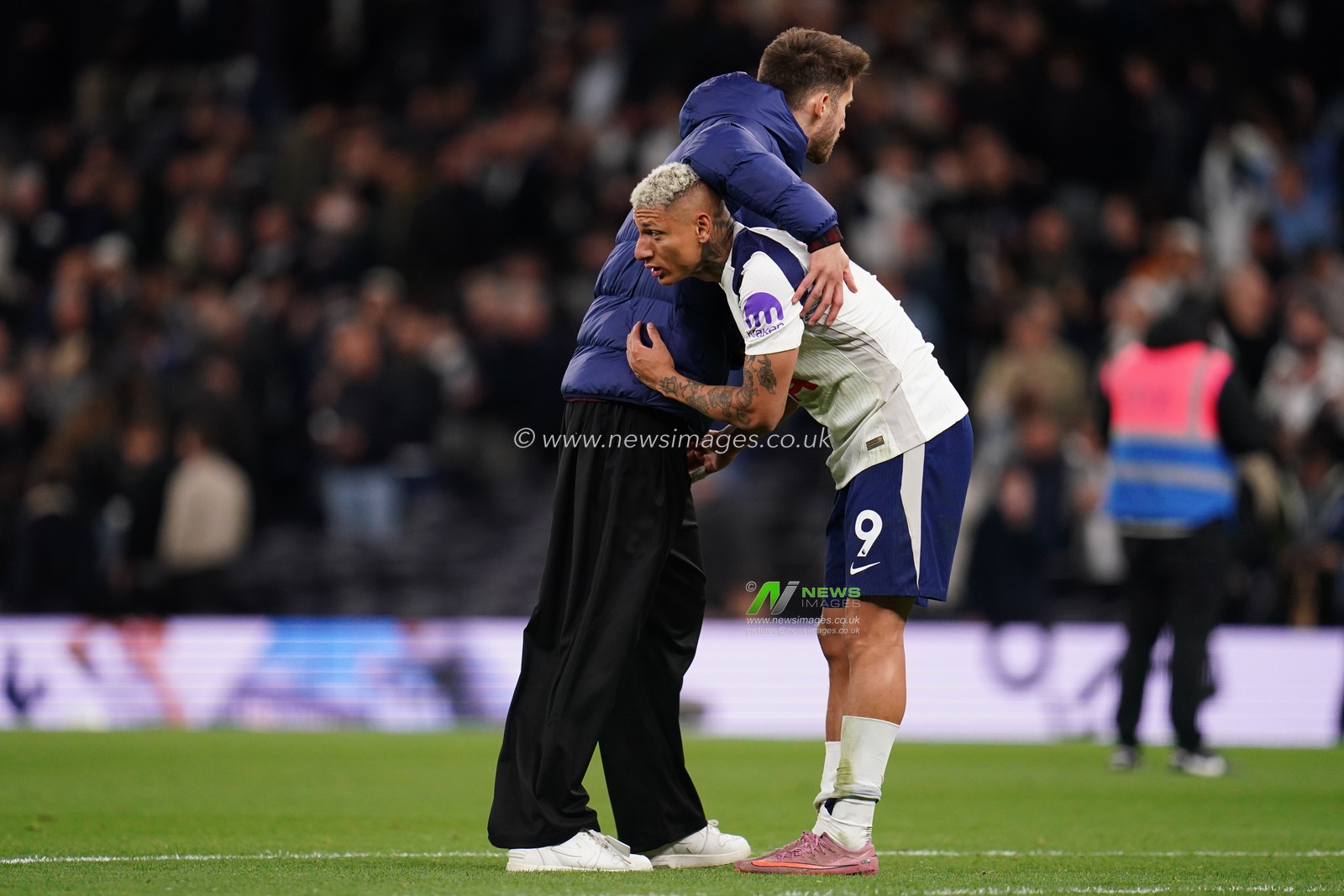 Richarlison of Tottenham Hotspur and Tottenham Hotspur goalkeeper Guglielmo Vicario at full time during the Premier League match Tottenham Hotspur vs Leeds United at Tottenham Hotspur Stadium, London, United Kingdom on 11 May 2026

(Photo by Harvey Murphy/News Images)