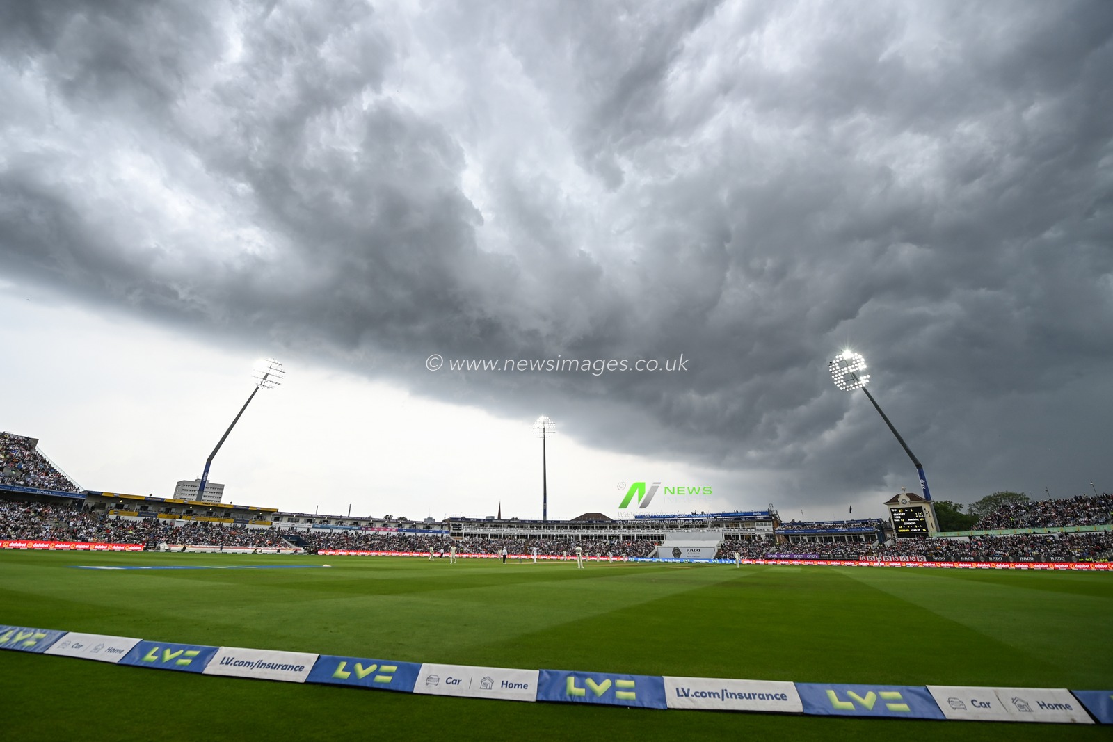 Clouds descend on Edgbaston during the LV= Insurance Ashes First Test Series Day 3 England v Australia at Edgbaston, Birmingham, United Kingdom, 18th June 2023

(Photo by Craig Thomas/News Images)