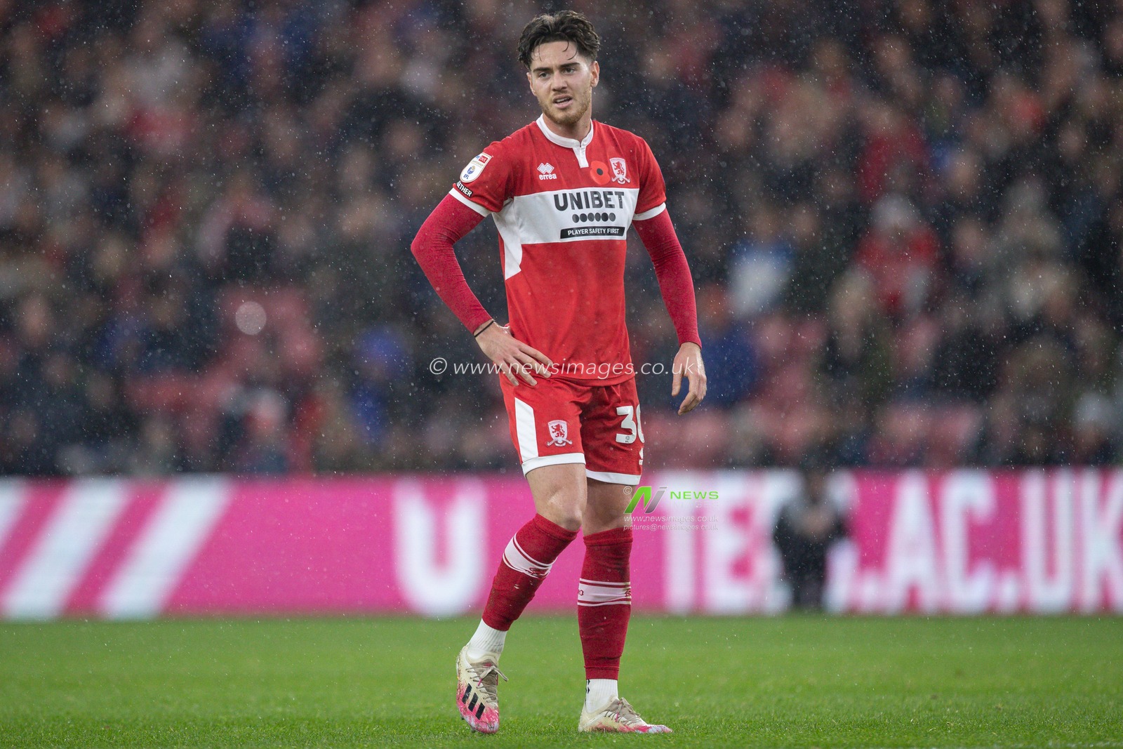 Hayden Hackney #30 of Middlesbrough during the Sky Bet Championship match Middlesbrough vs Bristol City at Riverside Stadium, Middlesbrough, United Kingdom, 5th November 2022

(Photo by James Heaton/News Images)