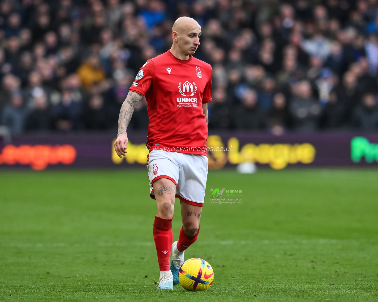Jonjo Shelvey #6 of Nottingham Forest in action during the Premier League match Nottingham Forest vs Everton at City Ground, Nottingham, United Kingdom, 4th March 2023

(Photo by Craig Thomas/News Images)