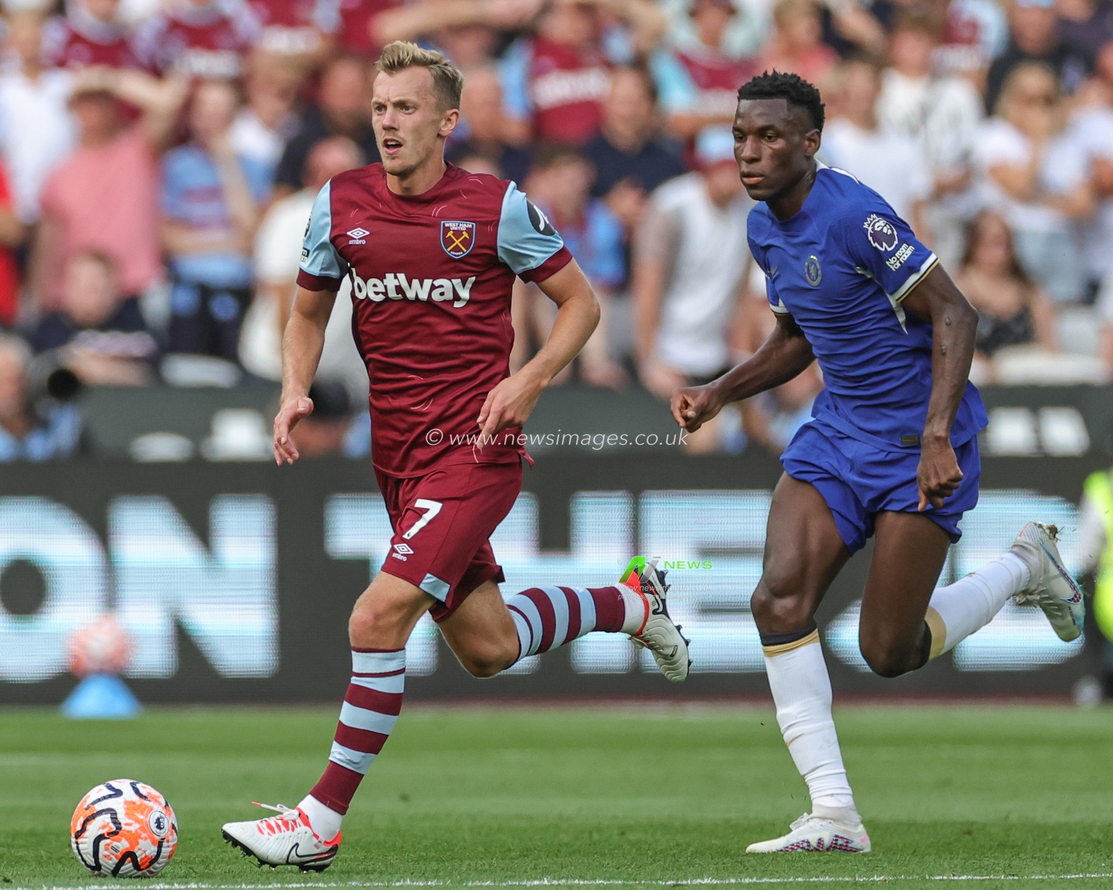 James Ward-Prowse #7 of West Ham United in action during the Premier League match West Ham United vs Chelsea at London Stadium, London, United Kingdom, 20th August 2023

(Photo by Mark Cosgrove/News Images)