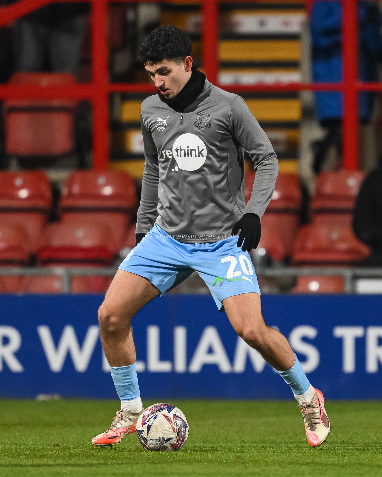 Sonny Perkins of Leyton Orient during the pre-game warmup ahead of the Sky Bet League 1 match Wrexham vs Leyton Orient at SToK Cae Ras, Wrexham, United Kingdom, 18th February 2025

(Photo by Craig Thomas/News Images)