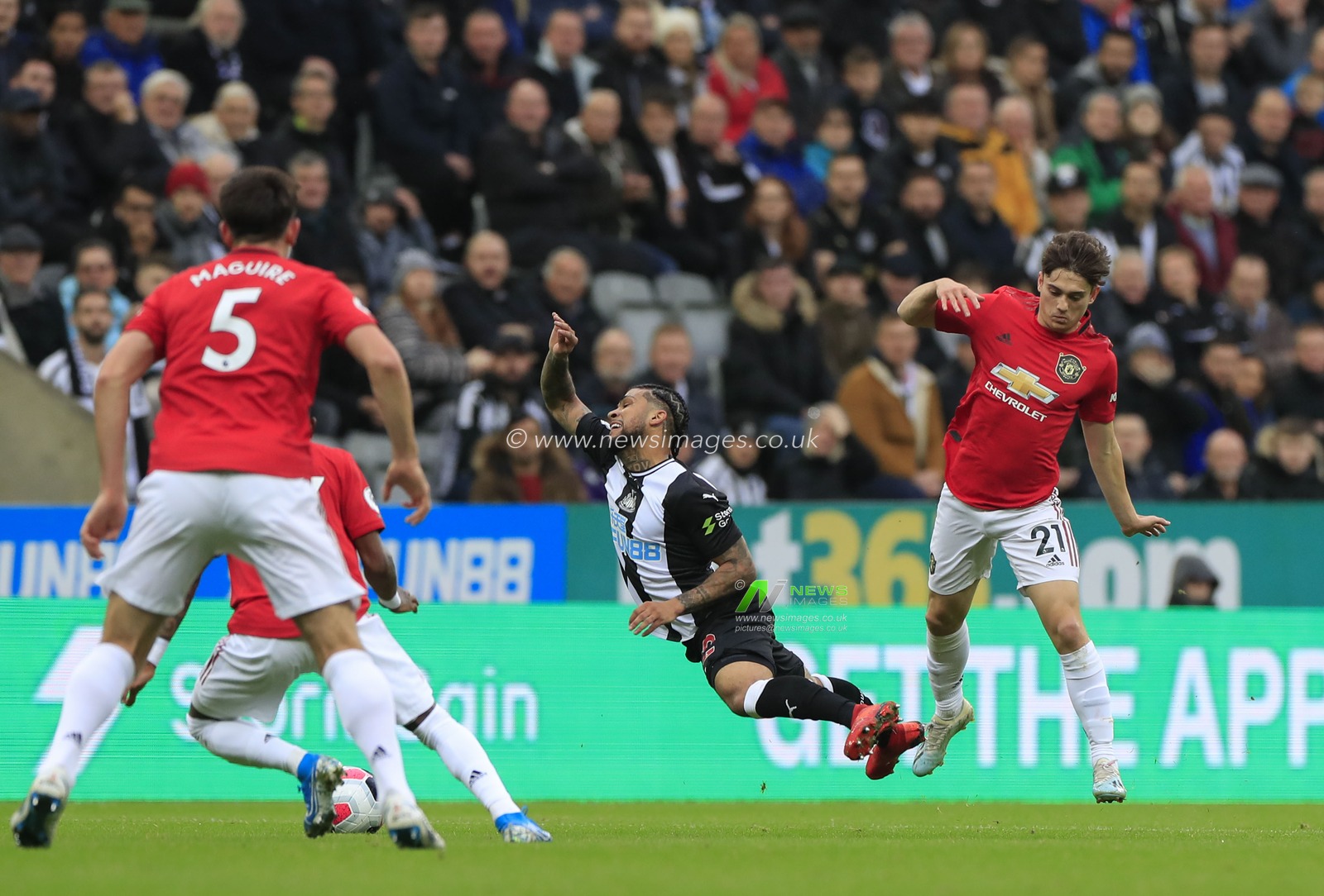 6th October 2019, St. James's Park, Newcastle, England; Premier League, Newcastle United v Manchester United : DeAndre Yedlin (22) of Newcastle United is fouled by Daniel James (21) of Manchester United
Credit: Conor Molloy/News Images