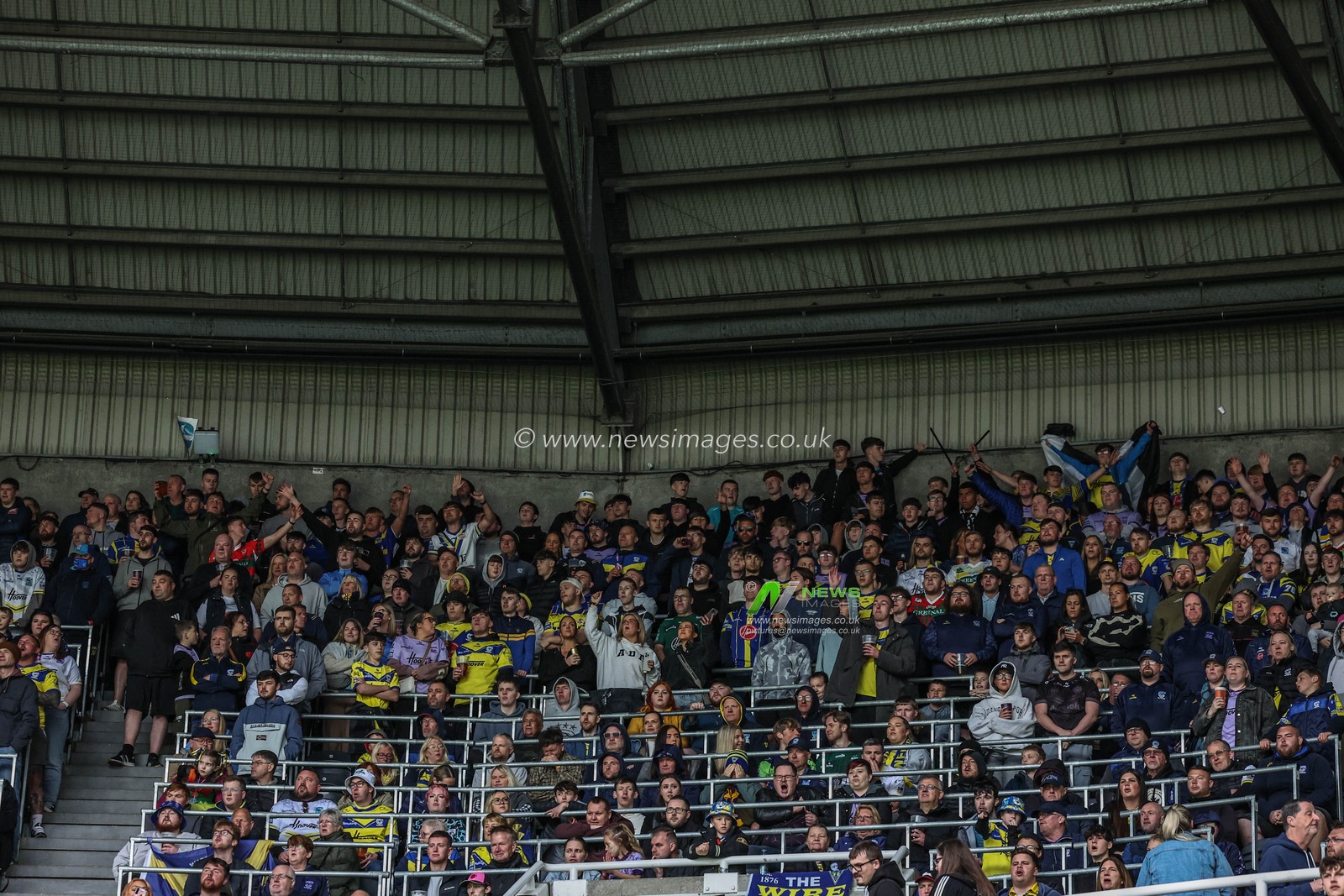 Warrington fans during the Betfred Magic Weekend 2025 match Wigan Warriors vs Warrington Wolves at St. James's Park, Newcastle, United Kingdom, 4th May 2025

(Photo by Mark Cosgrove/News Images)