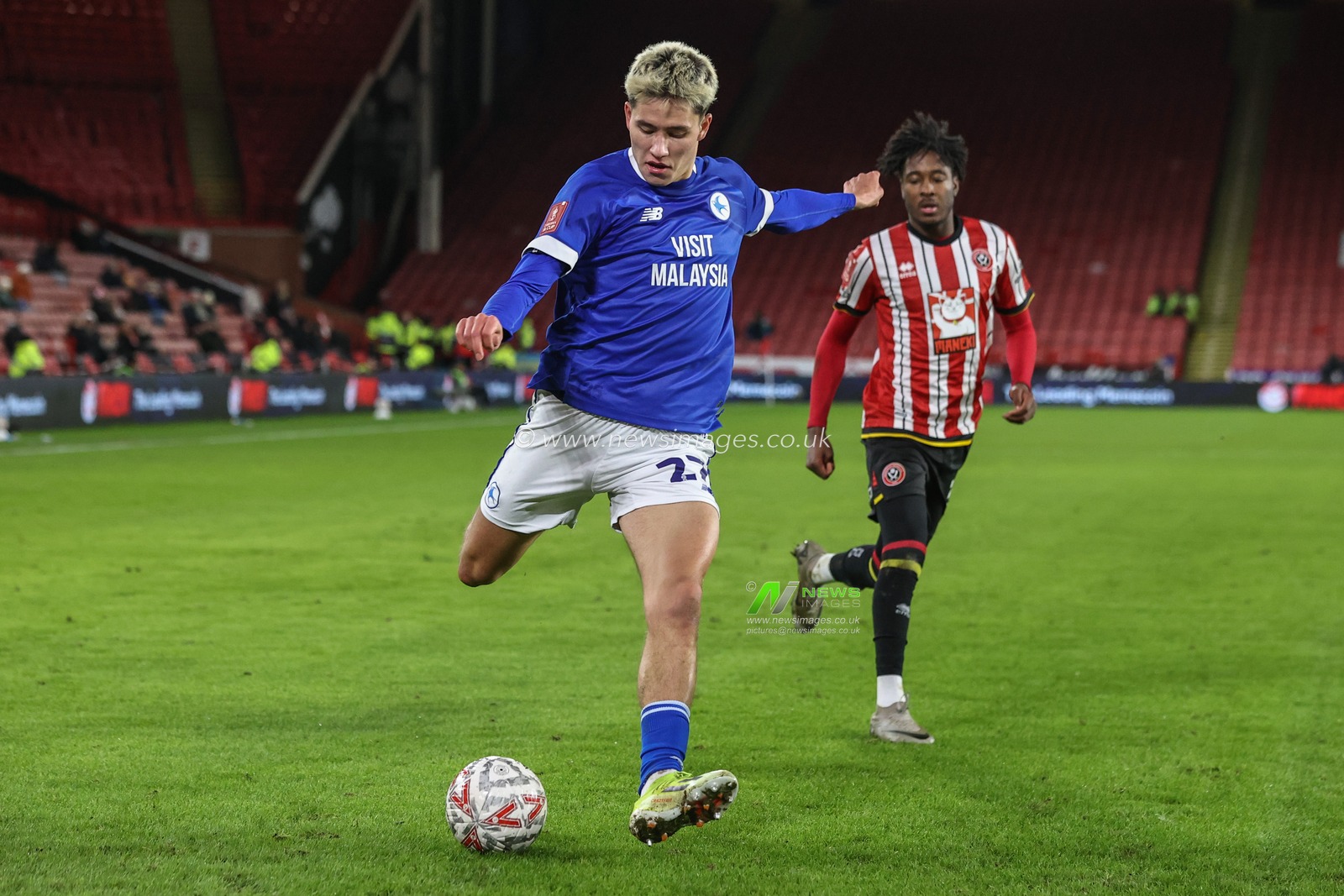 Rubin Colwill of Cardiff City in action during the Emirates FA Cup 3rd Round match Sheffield United vs Cardiff City at Bramall Lane, Sheffield, United Kingdom, 9th January 2025

(Photo by Alfie Cosgrove/News Images)
