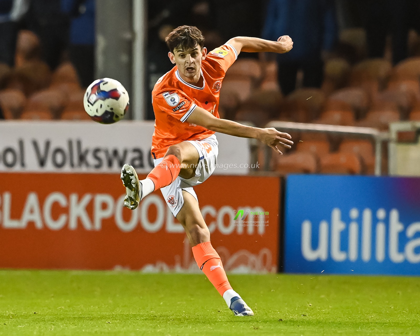 Charlie Patino #28 of Blackpool in action during the game during the Sky Bet Championship match Blackpool vs Middlesbrough at Bloomfield Road, Blackpool, United Kingdom, 8th November 2022

(Photo by Craig Thomas/News Images)