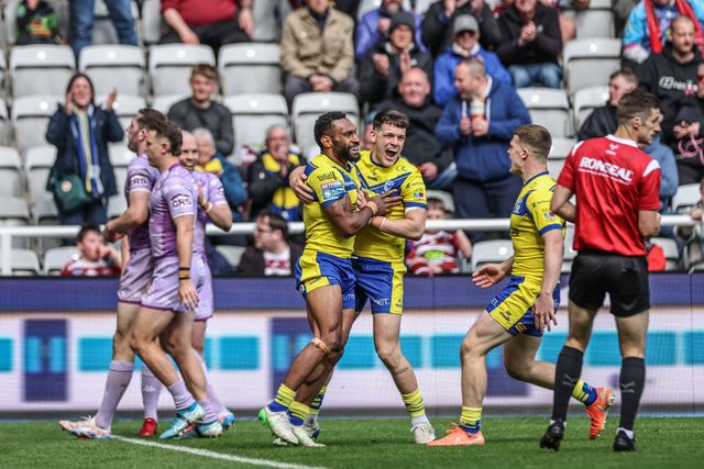 Jake Wardle of Wigan Warriors celebrates his try during the Betfred Magic Weekend 2025 match Wigan Warriors vs Warrington Wolves at St. James's Park, Newcastle, United Kingdom, 4th May 2025

(Photo by Mark Cosgrove/News Images)