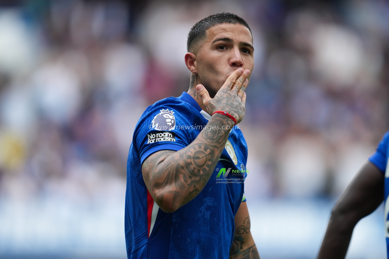 Enzo Fernández of Chelsea celebrates goal to make it 2-0 during the Premier League match Chelsea vs Fulham at Stamford Bridge, London, United Kingdom, 30th August 2025

(Photo by Harvey Murphy/News Images)