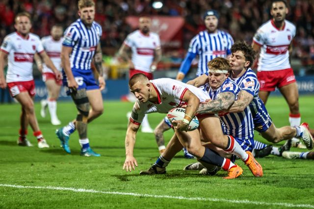 Mikey Lewis of Hull KR goes over for a try making the score 8-0 during the Betfred Super League round 6 match Hull KR vs St Helens at Sewell Group Craven Park, Hull, United Kingdom on 27 March 2026

(Photo by Alfie Cosgrove/News Images)