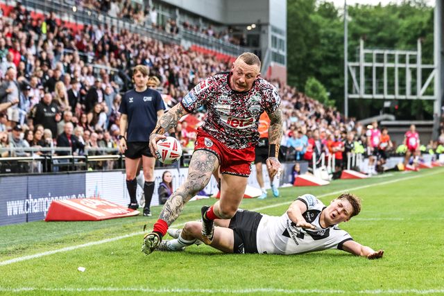 Betfred Super League round 12 Leigh Leopards v Hull FC