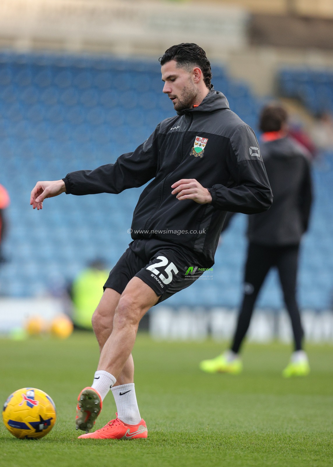 Nikola Tavares of Barnet in the pregame warmup session during the Sky Bet League 2 match Chesterfield vs Barnet at SMH Group Stadium, Chesterfield, United Kingdom, 13th December 2025

(Photo by Richard Bierton/News Images)

*** GER AUT SUI OUT ***