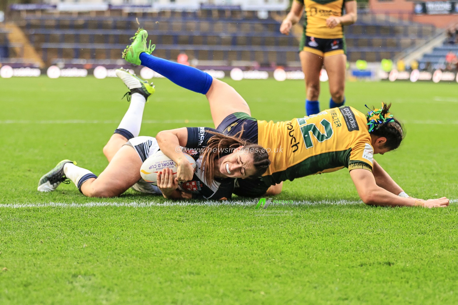 Fran Goldthorp England goes over for a try during the Women's Rugby League World Cup 2021 match England Women vs Brazil Women at Headingley Stadium, Leeds, United Kingdom, 1st November 2022

(Photo by Mark Cosgrove/News Images)