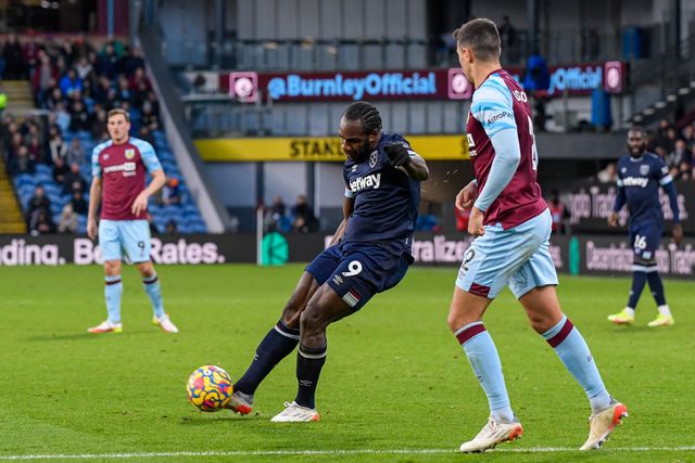 Premier League Burnley v West Ham United