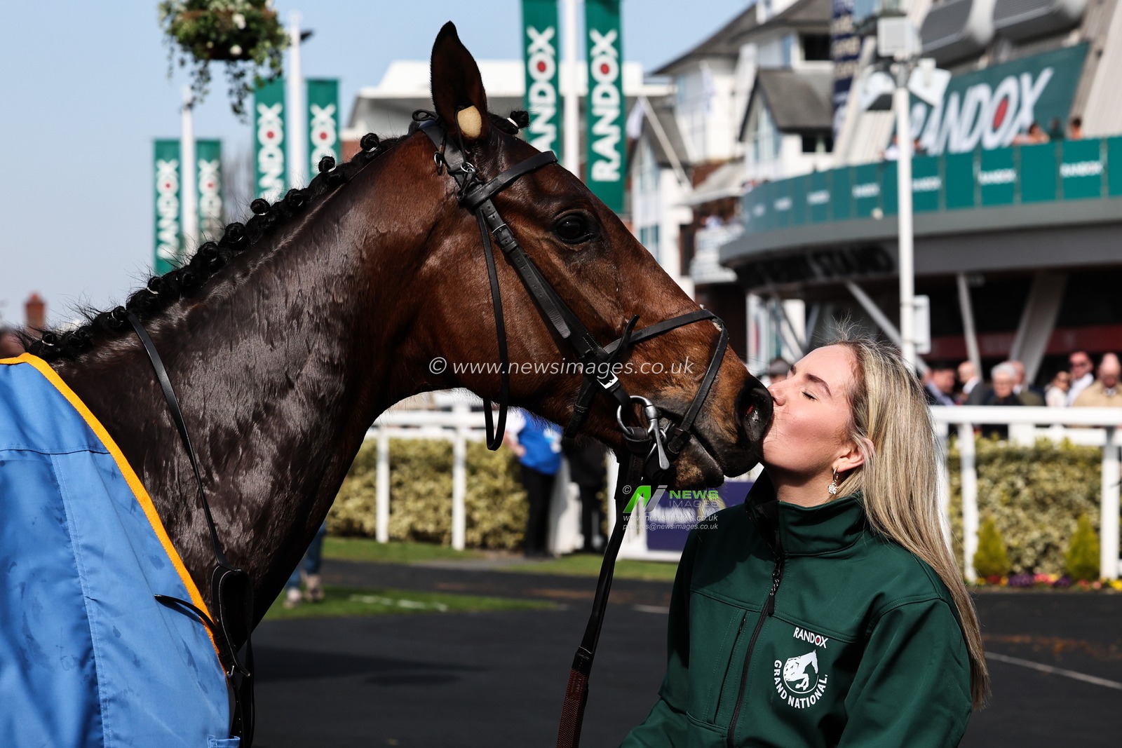 Salvator Mundi ridden by Paul Townend after winning the TrustATrader Top Novices' Hurdle during the Randox Grand National 2025 Day 2 Ladies Day at Aintree Racecourse, Liverpool, United Kingdom, 4th April 2025

(Photo by Mark Cosgrove/News Images)