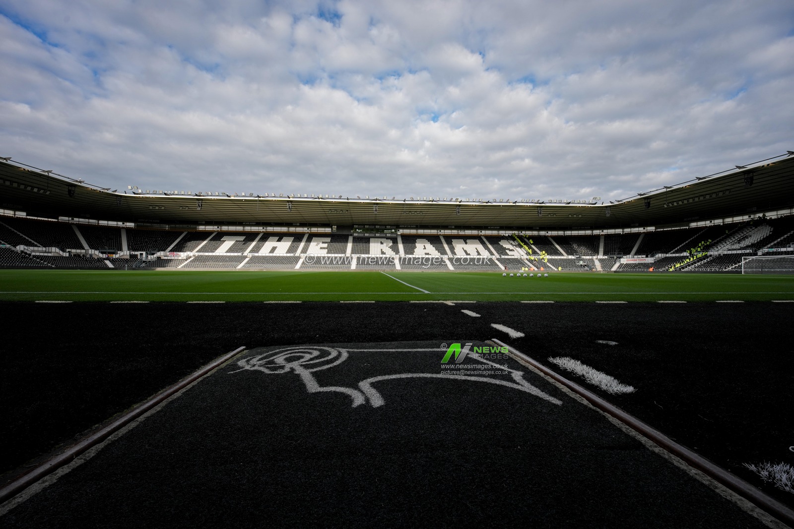 A general view of the pitch and stands during the Sky Bet Championship match Derby County vs West Bromwich Albion at Pride Park Stadium, Derby, United Kingdom on 09 September 2026

(Photo by Maynard Manyowa/News Images)