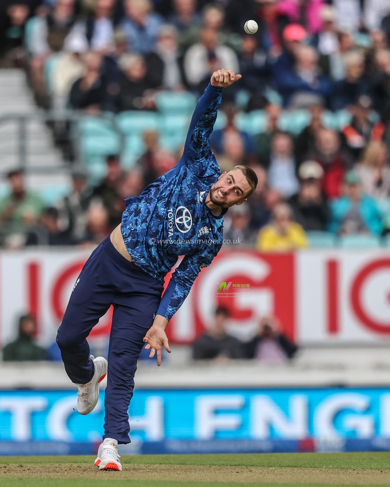 Will Jacks of England delivers the ball during the 3rd Metro Bank ODI England v West Indies at The Kia Oval, London, United Kingdom, 3rd June 2025

(Photo by Alfie Cosgrove/News Images)