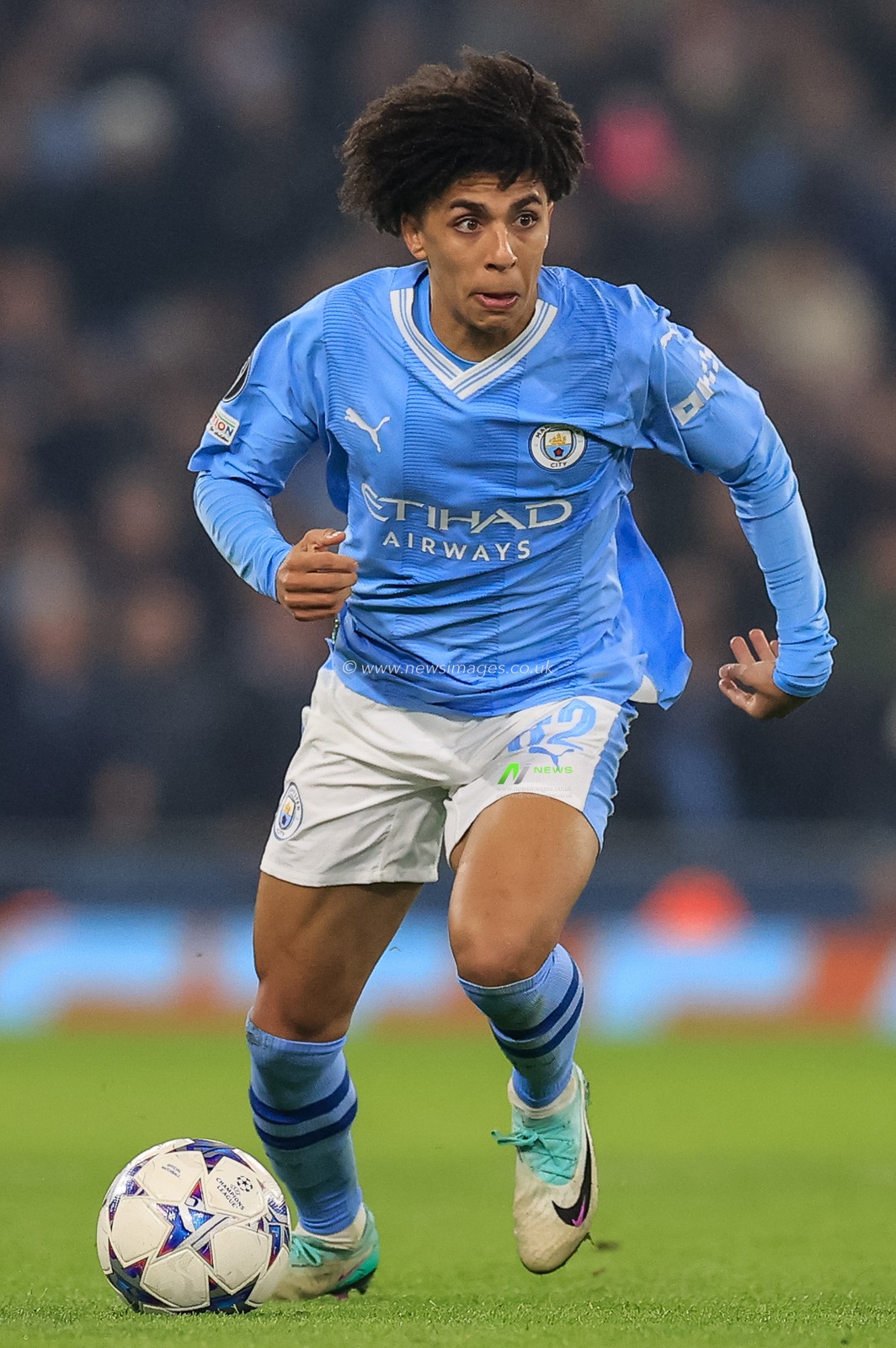 Rico Lewis #82 of Manchester City breaks with the ball during the UEFA Champions League match Manchester City vs Young Boys at Etihad Stadium, Manchester, United Kingdom, 7th November 2023

(Photo by Conor Molloy/News Images)