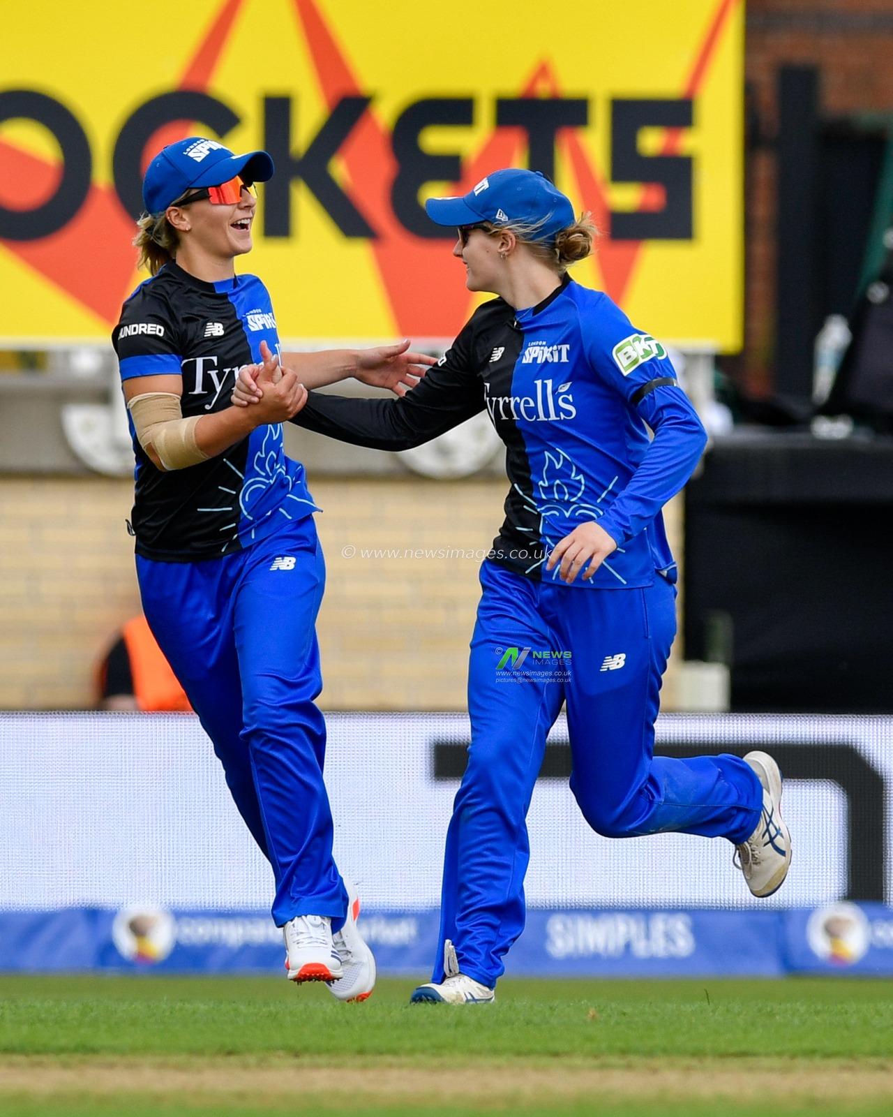 Charlie DEAN of London Spirit celebrates caching out Natalie SCIVER-BRUNT of Trent Rockets during the The Hundred match Trent Rockets Women vs London Spirit Women at Trent Bridge, Nottingham, United Kingdom, 7th August 2024

(Photo by Mark Dunn/News Images)

