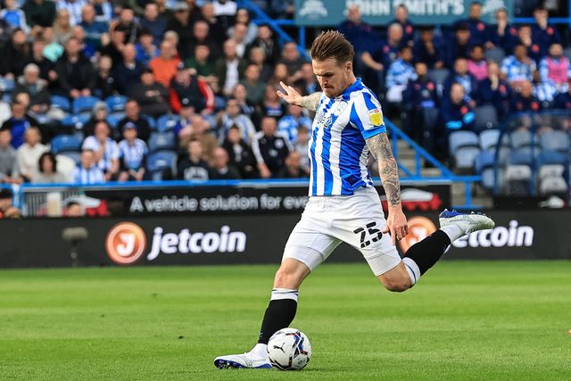 Sky Bet Championship Huddersfield Town v Queens Park Rangers