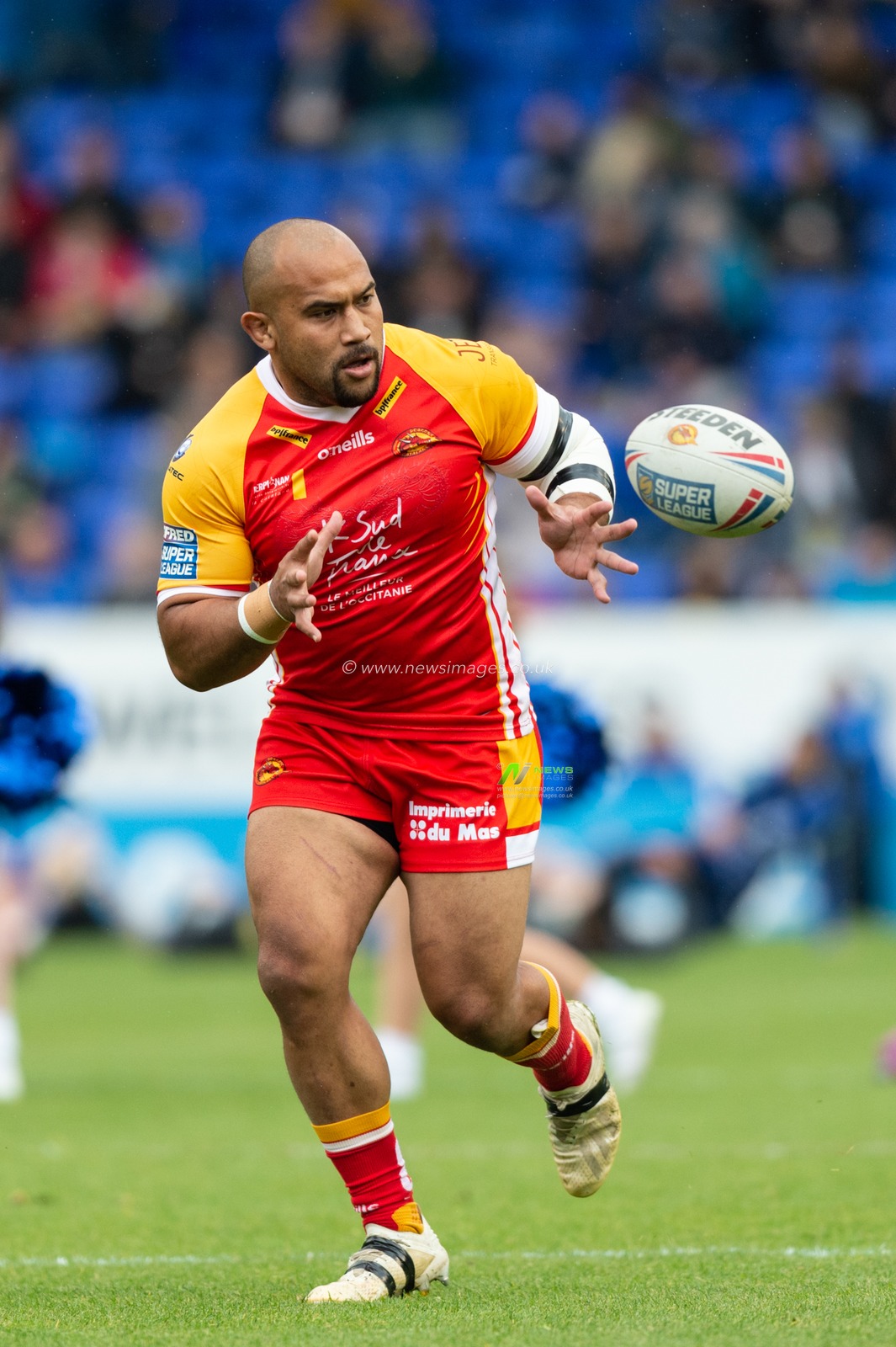 8th June 2019 , Halliwell Jones Stadium, Warrington, England;  Betfred Super League, Round 17, Warrington Wolves vs Catalans Dragons ; Sam Moa of Catalans Dragons during the pre match warm up


Credit: Richard Long/News Images