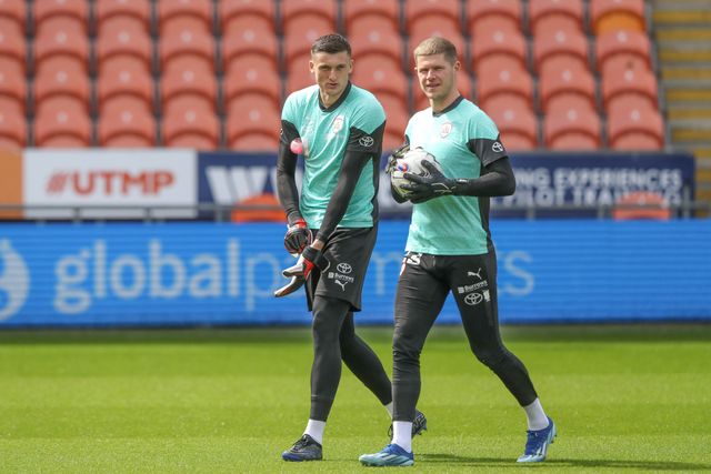 Liam Roberts of Barnsley and Ben Killip of Barnsley in the pregame warmup session during the Sky Bet League 1 match Blackpool vs Barnsley at Bloomfield Road, Blackpool, United Kingdom, 20th April 2024

(Photo by Alfie Cosgrove/News Images)