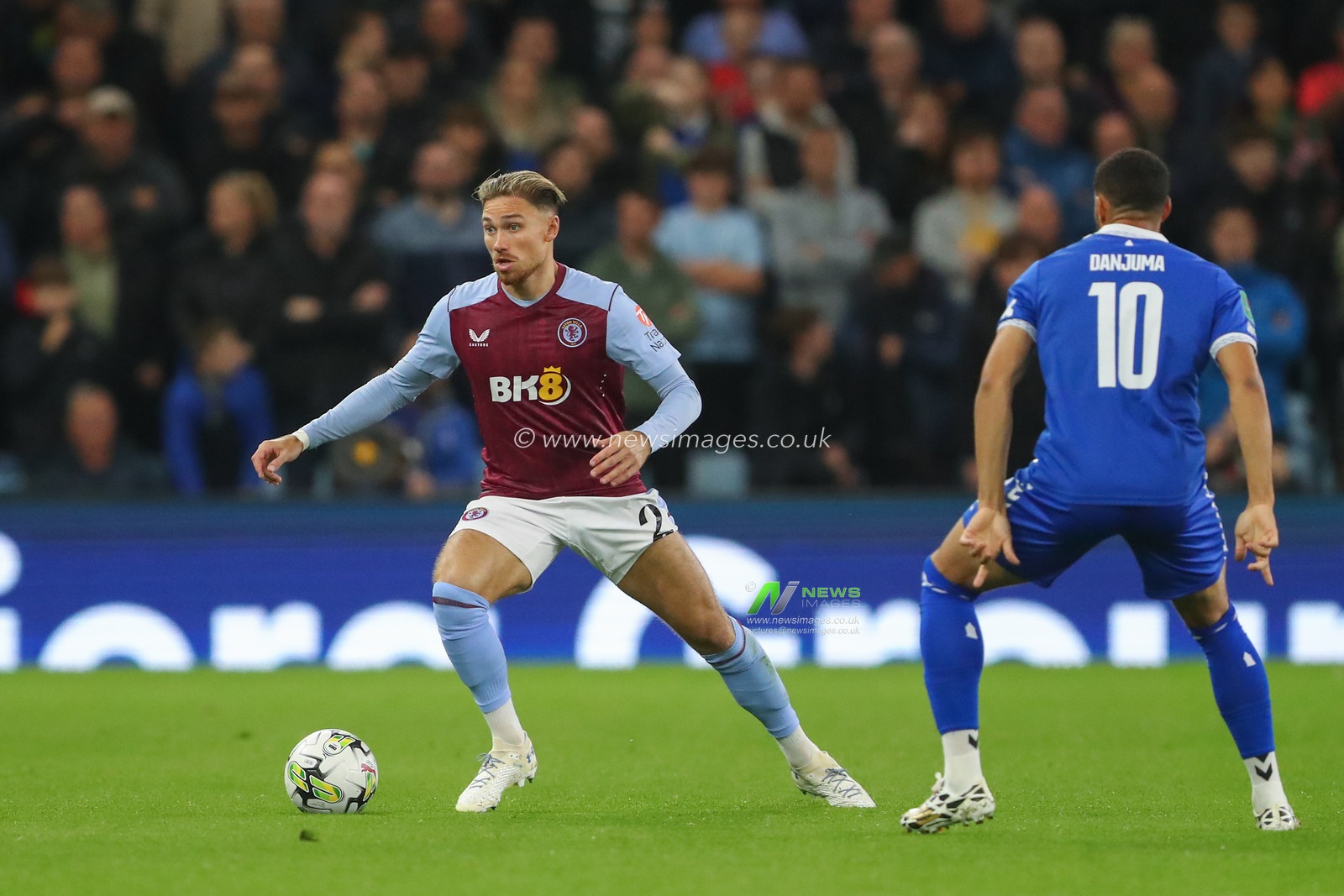 Matty Cash #2 of Aston Villa in action during the Carabao Cup Third Round match Aston Villa vs Everton at Villa Park, Birmingham, United Kingdom, 27th September 2023

(Photo by Gareth Evans/News Images)