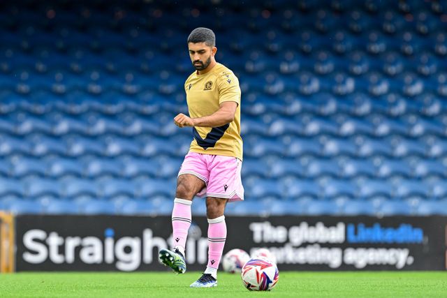 Dilan Markanday of Blackburn Rovers warms up ahead of the Pre-season friendly match Stockport County vs Blackburn Rovers at Edgeley Park Stadium, Stockport, United Kingdom, 2nd August 2024

(Photo by Cody Froggatt/News Images)