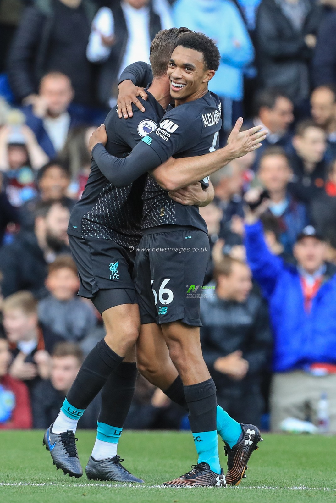 31st August 2019, Turf Moor, Burnley, England ; Premier League Football, Burnley vs Liverpool : Trent Alexander-Arnold (66) of Liverpool celebrates his goal to make it 0-1with Jordan Henderson (14) of Liverpool 

Credit: Mark Cosgrove/News Images

English Football League images are subject to DataCo Licence