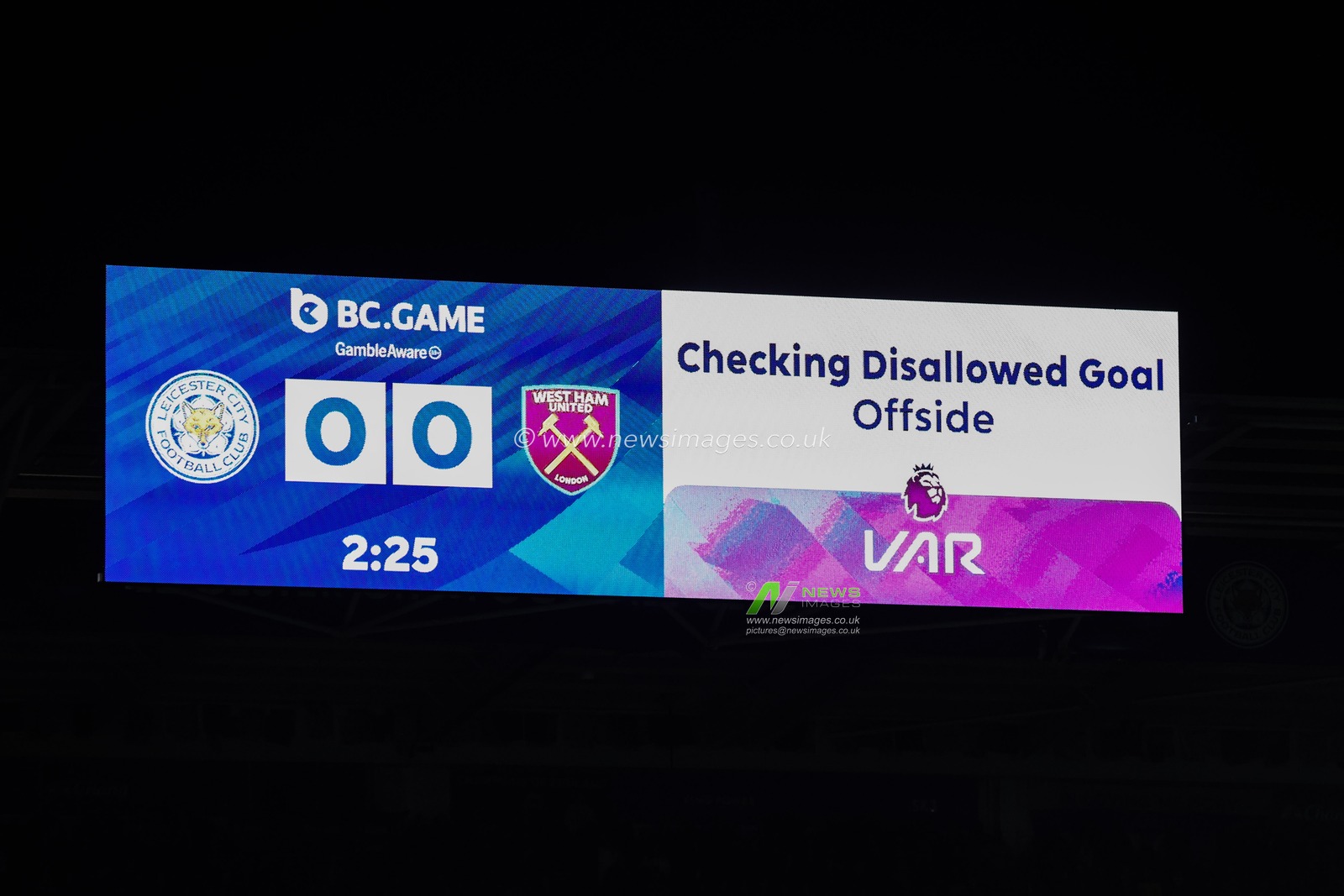 The big screen displays a VAR check during the Premier League match Leicester City vs West Ham United at King Power Stadium, Leicester, United Kingdom, 3rd December 2024

(Photo by Alfie Cosgrove/News Images)