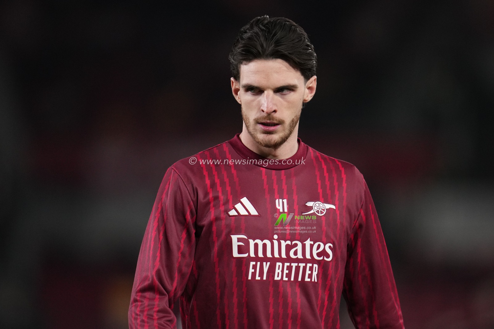 Declan Rice of Arsenal warming up during the Premier League match Brentford vs Arsenal at GTECH Community Stadium, London, United Kingdom on 12 February 2026

(Photo by Harvey Murphy/News Images)