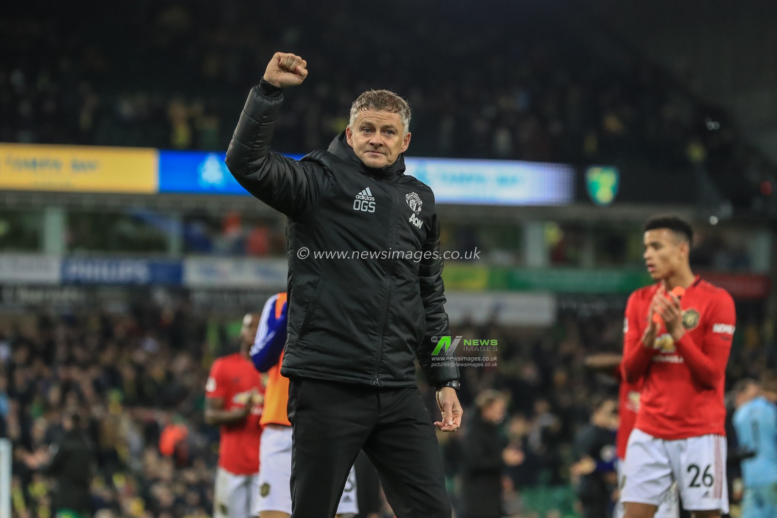 27th October 2019, Carrow Road, Norwich, England; Premier League, Norwich City v Manchester United : Ole Gunnar SolskjÃ¦r manager of Manchester United celebrates Manchester United 1-3 win 

Credit: Mark Cosgrove/News Images